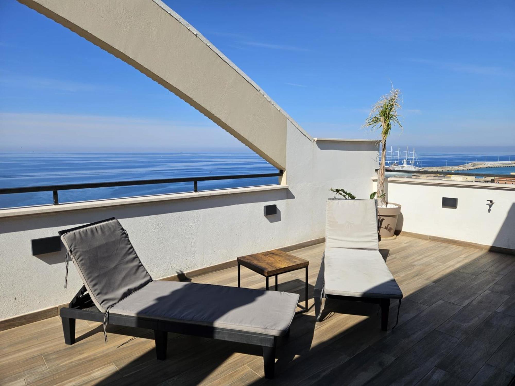 Be Your Home - Tower Beach Suite Civitavecchia Exterior foto